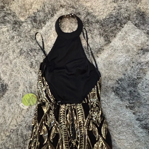 Windsor Black and Gold One Shoulder Dress - Picture 6 of 9